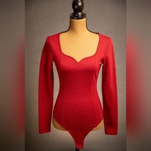 Abercrombie & Fitch Long-Sleeve Pointe Sweetheart Bodysuit